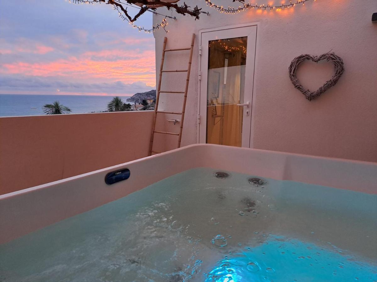 Les Suites Love 3 Spa Vue Mer Piscine Marsilia Exterior foto