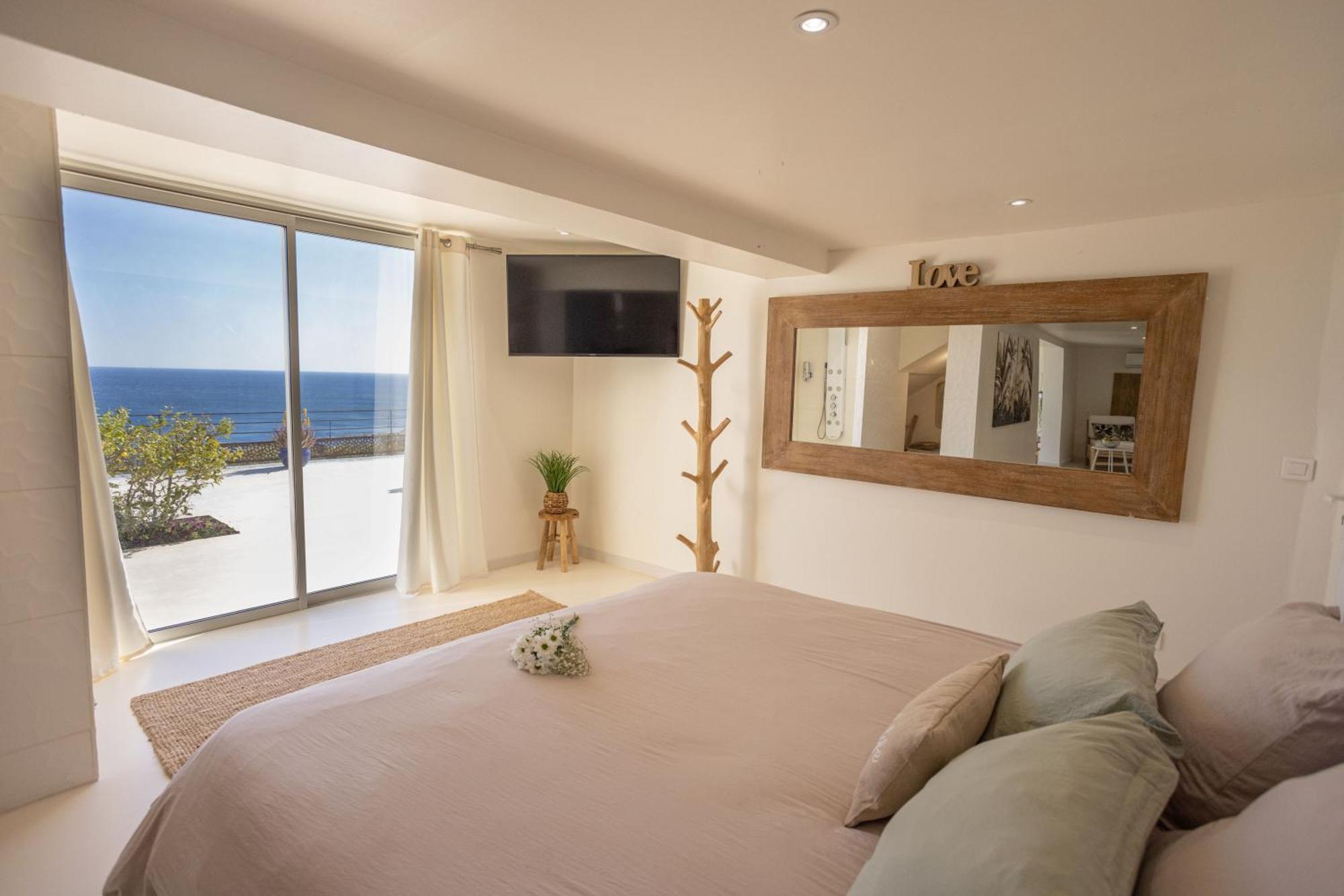 Les Suites Love 3 Spa Vue Mer Piscine Marsilia Exterior foto